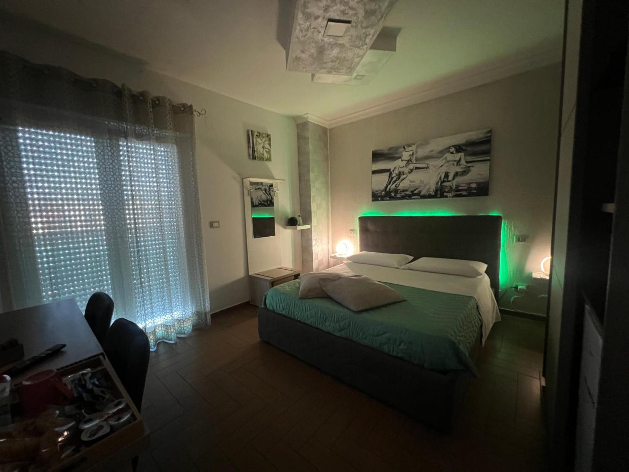 B&B Palazzo Del Toro Montesilvano Marina Dış mekan fotoğraf