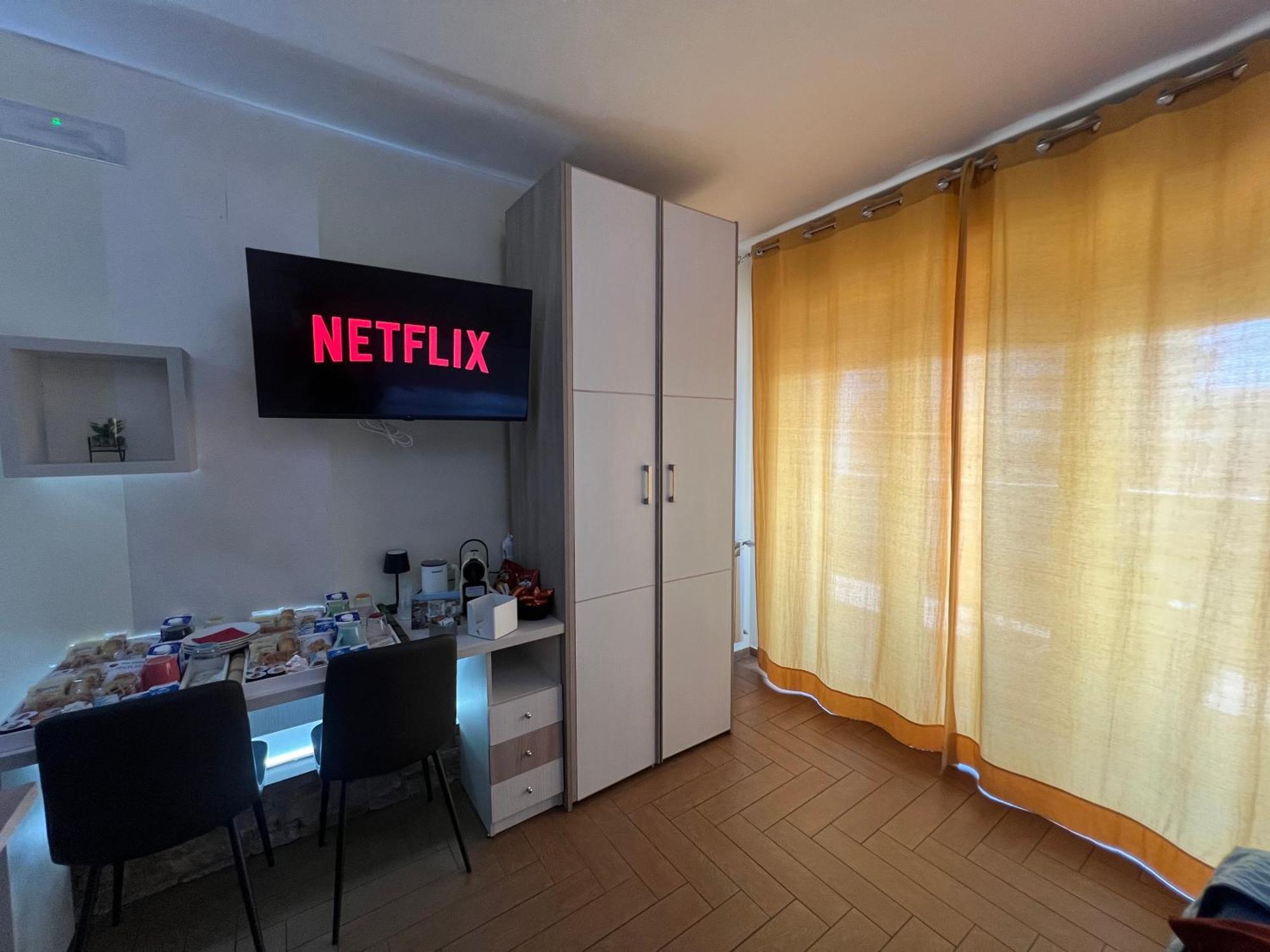 B&B Palazzo Del Toro Montesilvano Marina Dış mekan fotoğraf